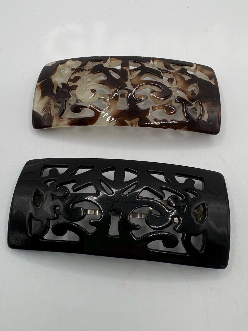 Lot 2 Filigree Vintage Plastic Hair French Clips Faux Tortoiseshell and Black 3”